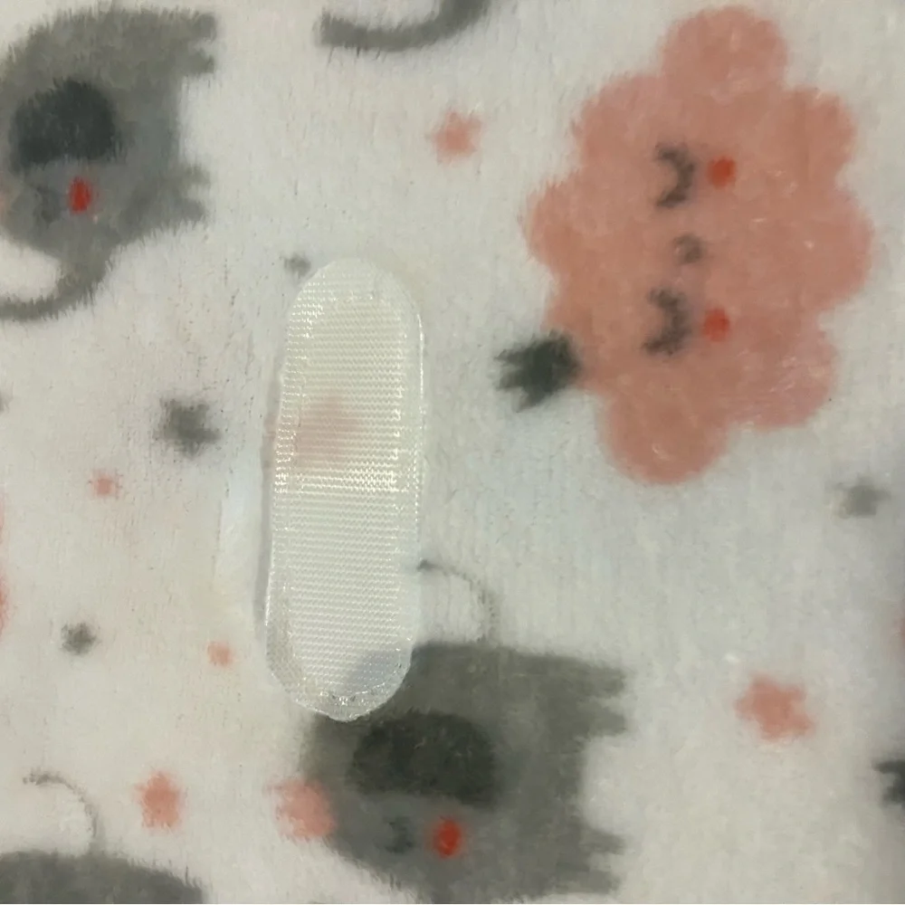 Newborn fleece white pink grey elephant swaddle wrap Gerber onesie &‎ Grey pants
